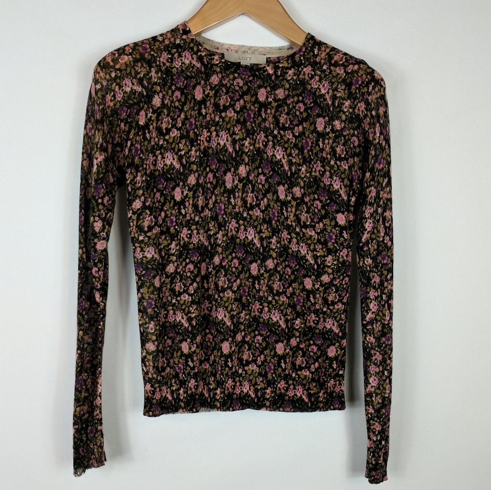 3/$25 Loft | Lightweight floral sweater S